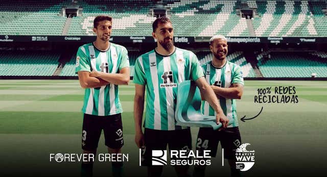 El Betis instala asientos 100% sostenibles hechos con redes de pesca
