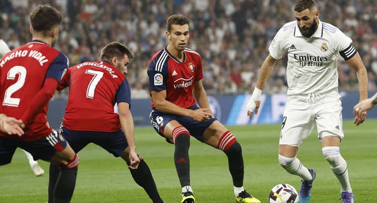Benzema, en un partido contra Osasuna.