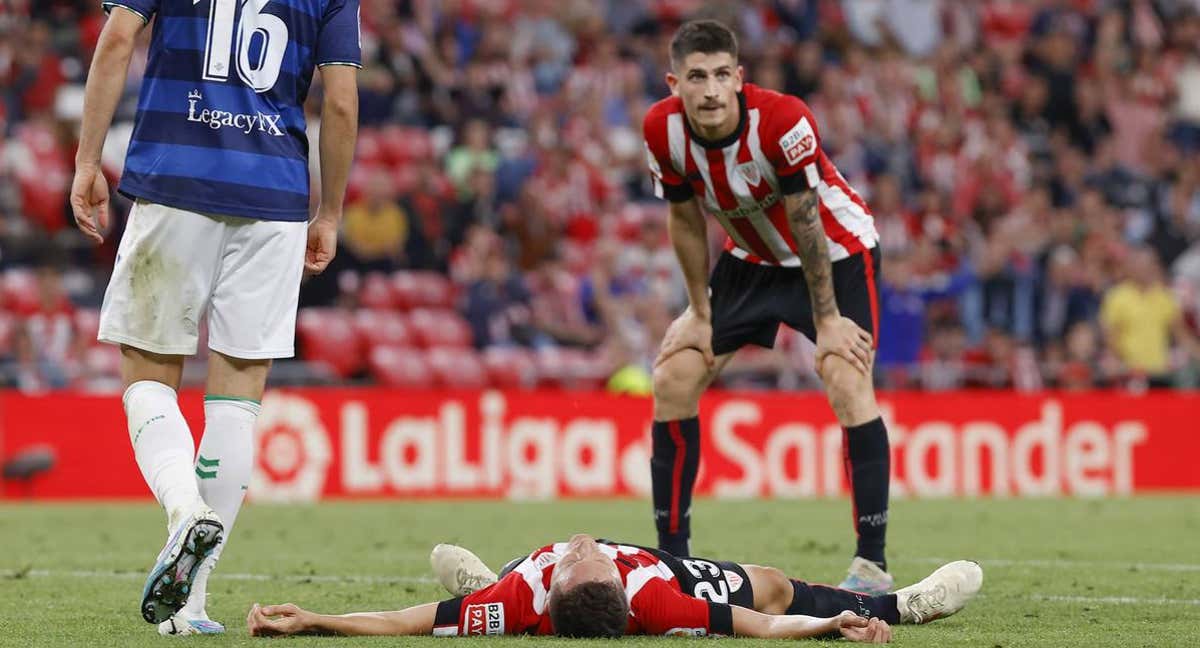 Ander Herrera y Sancet se lamentan de una de las ocasiones de la segunda mitad.