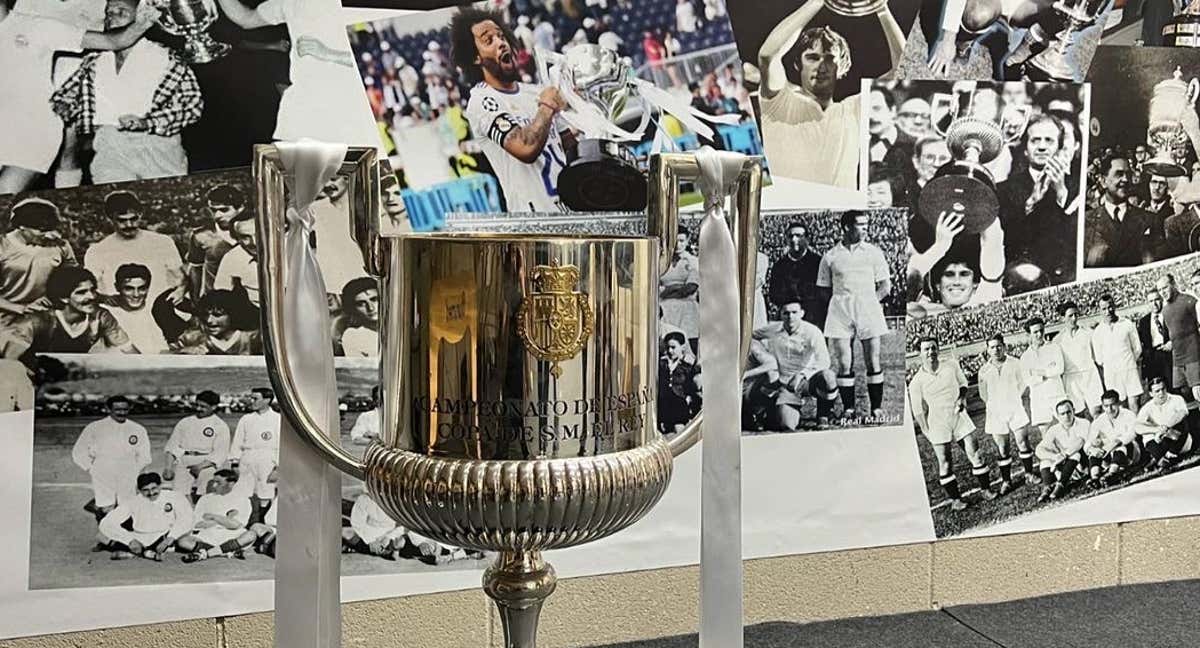 Imagen de la Copa del Rey, junto al mural de fotos del Real Madrid./Instagram: @_ivan_ortega_