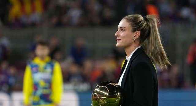 El tabú del dinero y el fútbol femenino: ¿por qué cuesta tanto saber lo que gana Alexia Putellas?