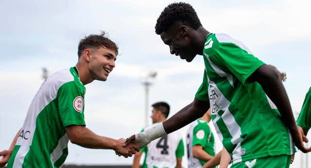 Assane Diao irrumpe entre las joyas de la cantera del Betis