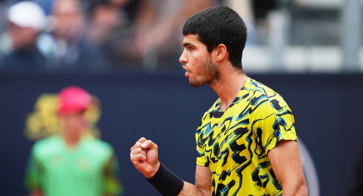 Carlos Alcaraz gana su primer partido en el Masters 1000 de Roma.