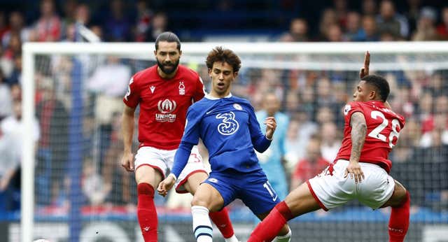 Chelsea y Tottenham, mismos objetivos, mismas frustraciones
