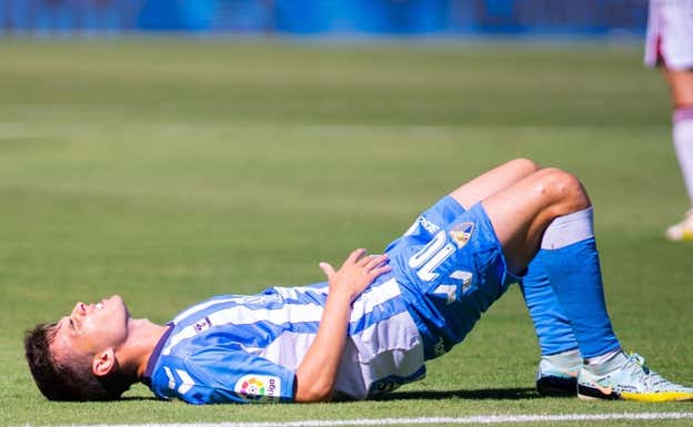 Aleix Febas, durante la derrota del Málaga frente al Albacete esta temporada  GETTY