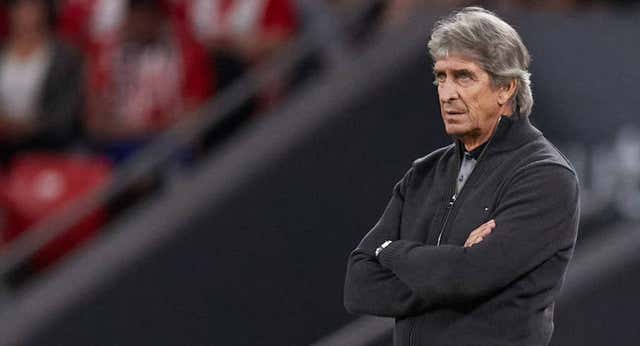 Pellegrini avala a Claudio Bravo y Guardado