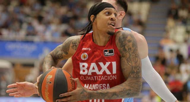 Baxi Manresa ‘copia’ al Basquet Girona y certifica su salvación a través de la agonía