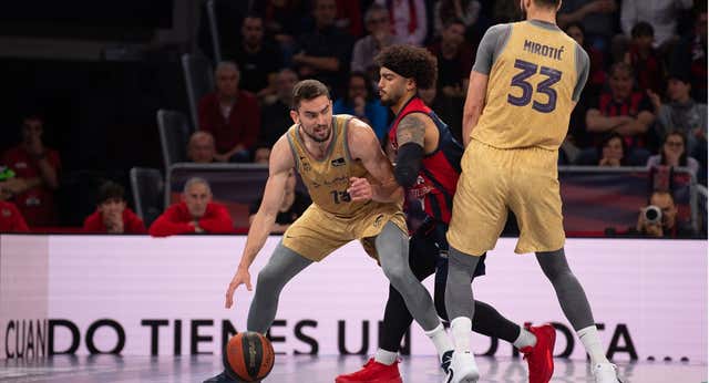 El Barça asegura el primer puesto de la Liga Endesa con un Laprovittola estelar