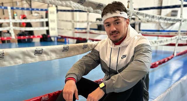 Antonio Collado, el boxeador que vive en un gimnasio: «Estoy en un sueño»