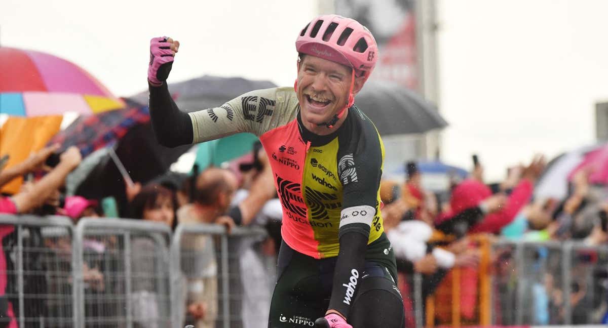 Magnus Cort Nielsen celebra el triunfo en la etapa de este martes en el Giro de Italia.