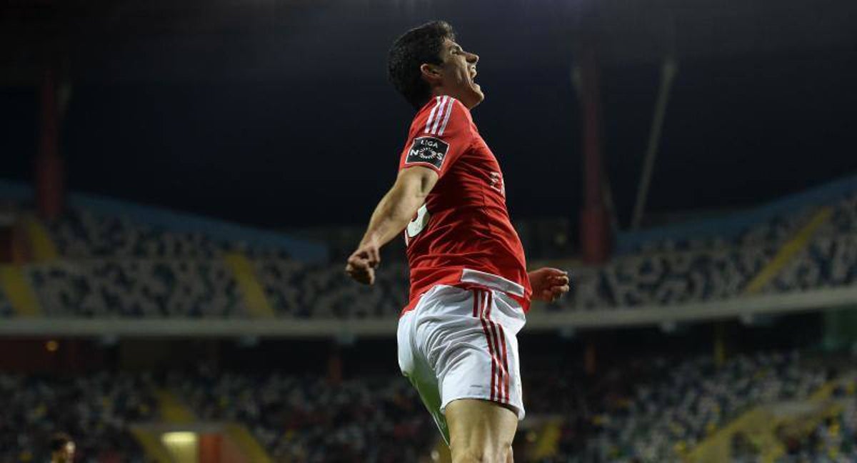 Guedes con el Benfica.
