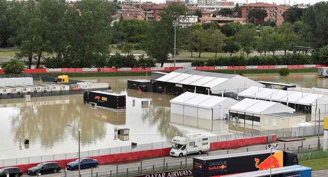 La cancelación del Gran Premio en Ímola deja miles de afectados: «No nos han tenido en cuenta»