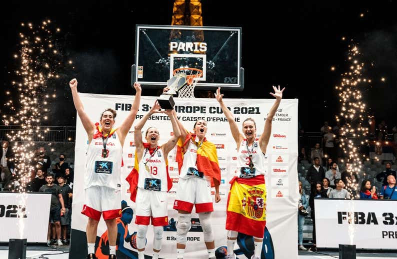 España preselecciona a doce jugadoras para preparar la Copa del Mundo 3x3