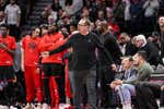 Baile de banquillos en la élite de la NBA