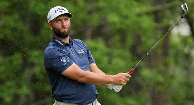 Jon Rahm pasa el corte del PGA tras reaccionar con un -2