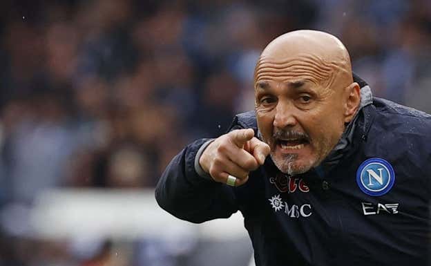 Spalletti durante un lance del partido.  REUTERS