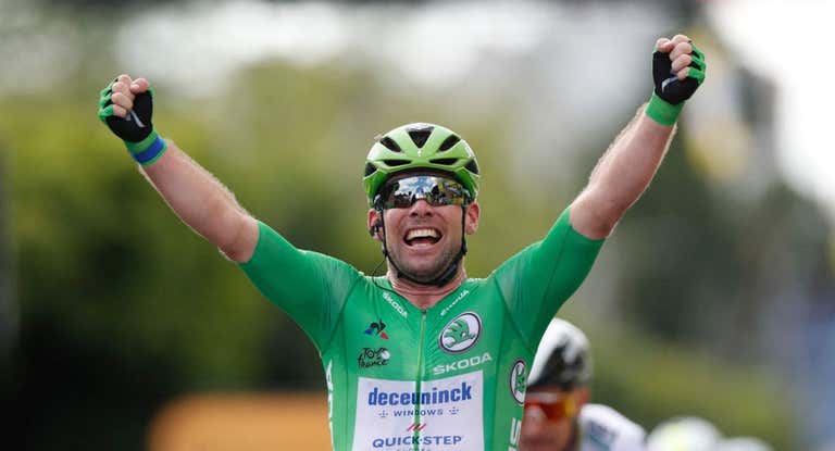 Mark Cavendish celebra una victoria durante el Tour de Francia 2021.