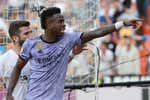 Las 24 horas más tristes de Vinicius: malestar con las instituciones... y con el club