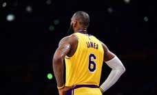 LeBron James cede su corona por primera vez y deja abierta su retirada