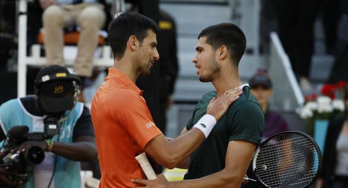 Novak Djokovic y Carlos Alcaraz, en una imagen del Mutua Madrid Open de 2022. /EFE/Juanjo Martín