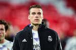 Ancelotti insiste en sustituir a Lunin y espía a cuatro porteros