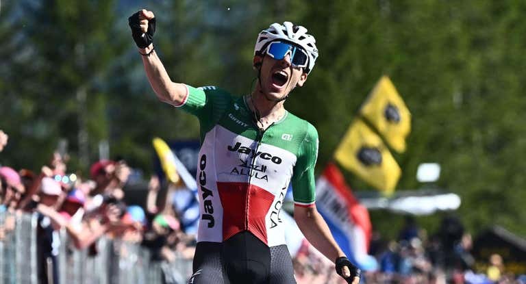 Filippo Zana ganó la etapa de este jueves del Giro.