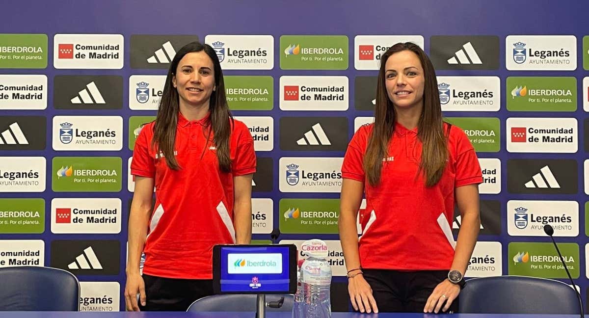 Acebedo Dudley y Marta Huerta Aza, árbitra principal y VAR de la final de Copa, atienden a los medios en Butarque. /RFEF