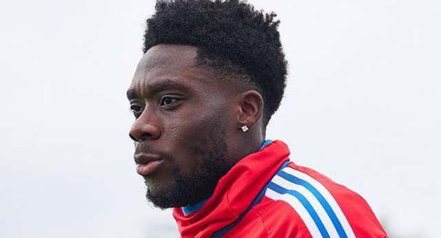 Alphonso Davies duda de su renovación con el Bayern: «Esperaremos hasta 2024»