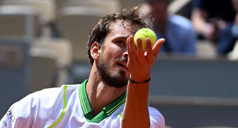 Daniil Medvedev, durante su debut en Roland Garros 2023.