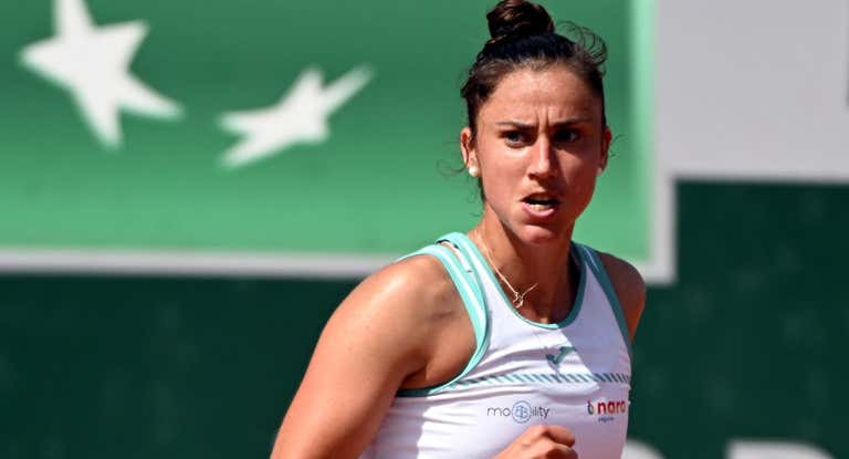 Sara Sorribes, durante su debut en Roland Garros 2023.