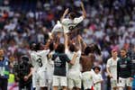 Benzema pone el broche a una tarde de despedidas y subcampeonato