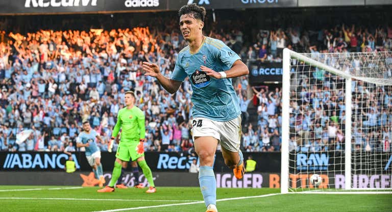 Gabri Veiga celebra su primer gol del partido.