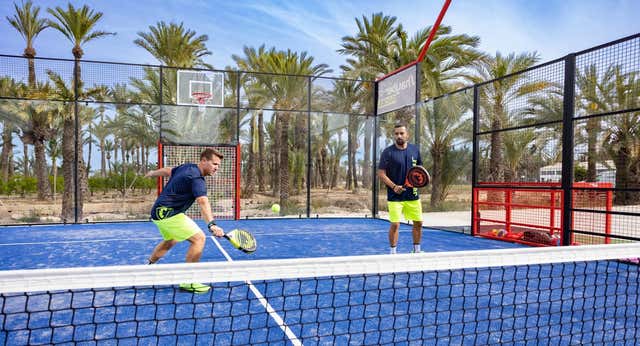 ¡Diez deportes juntos en una pista de pádel!