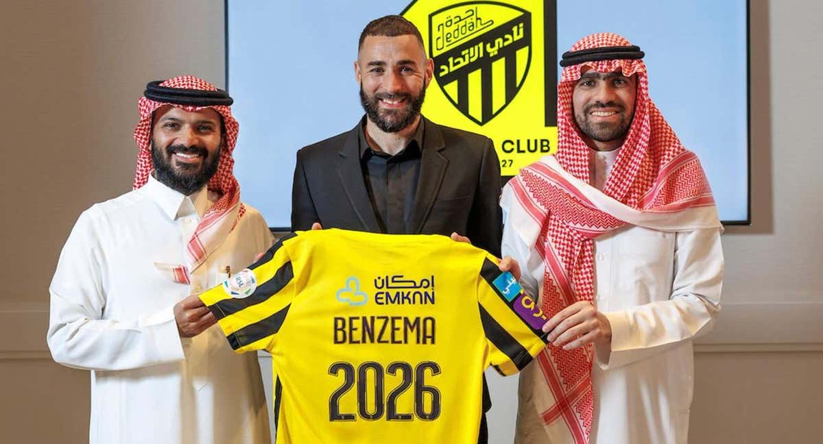 Karim Benzema ya es del Al Ittihad: firma hasta 2026.