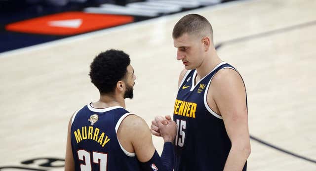 Jokic deja atrás a Kareem y Chamberlain y se alía con Murray para formar la mejor pareja de la NBA