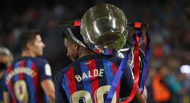 Balde regresa a la casilla de salida en Estados Unidos
