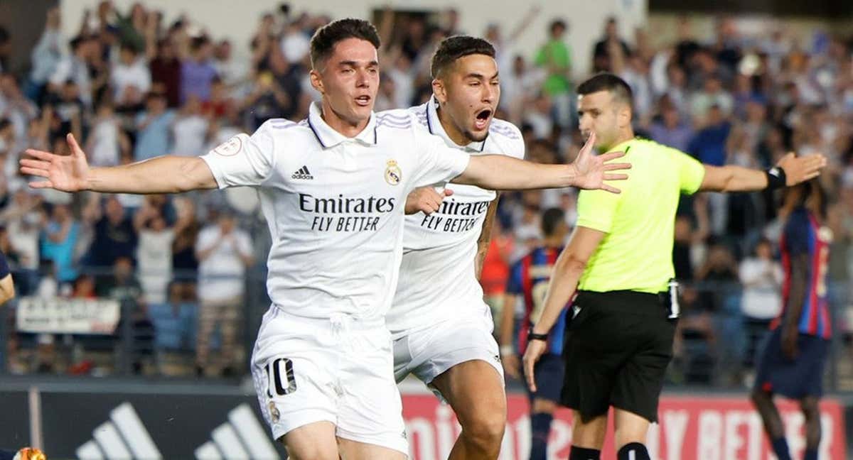 Arribas celebra su gol de penalti que certificó la remontada del Castilla./REAL MADRID