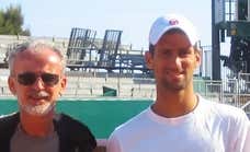 El día que un doctor que vivía en Chipre liberó al mejor Djokovic con una rebanada de pan
