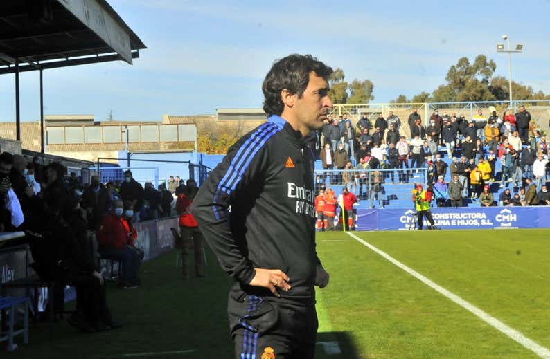 Raúl: “Raúl es el Real Madrid; quedarse es lo que creo que va a pasar”