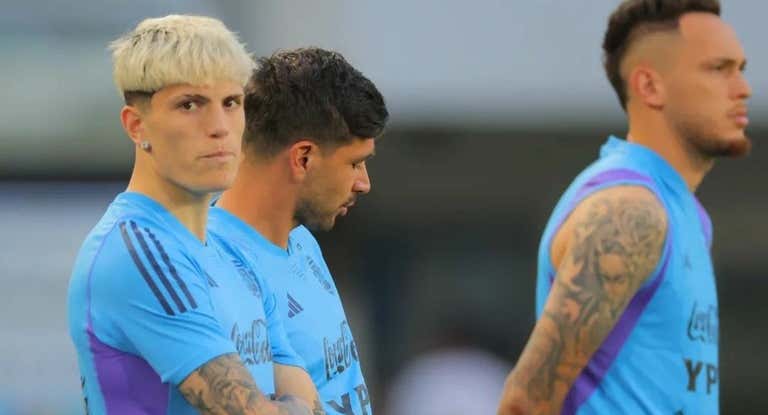 Garnacho durante un entrenamiento con Argentina.