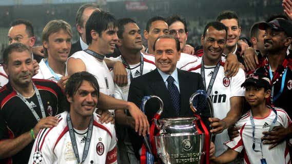 Silvio Berlusconi celebra la Champions League del 2007./EFE