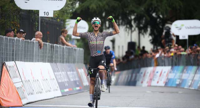 El ahijado de Gebrselassie con pasado español que triunfa en el Giro de Italia Sub-23