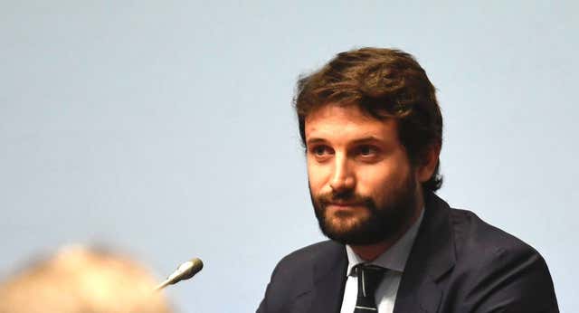 Fernando Carrión: de ser el mejor jugador del torneo de Brunete a vicepresidente del Sevilla