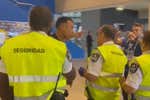 Un amigo de Vinicius denuncia racismo de un guardia de seguridad del RCDE Stadium y el jugador estalla: «Es repugnante»