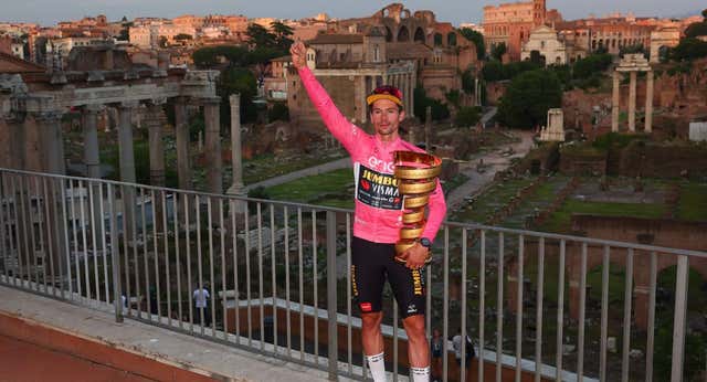 Roglic renuncia al Tour… para alcanzar a Roberto Heras
