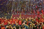 «No nos representa», pero «puta Barça»