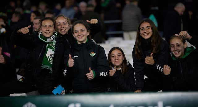 ¿Qué hay detrás de los recortes del Betis? De la desaparición de dos equipos al descenso del filial