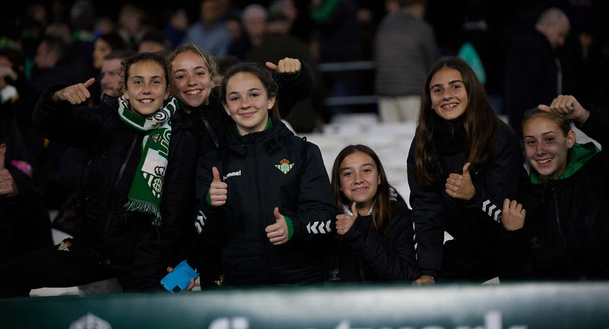 ¿Qué hay detrás de los recortes del Betis? De la desaparición de dos equipos al descenso del filial