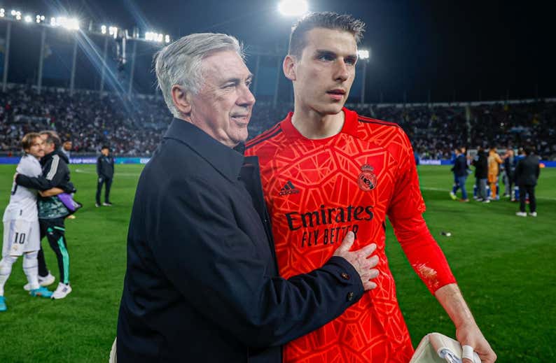 Después del 9, otro pulso Florentino-Ancelotti por Lunin