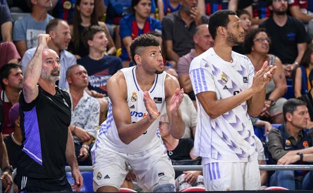 Edy Tavares y Anthony Randolph. ACB